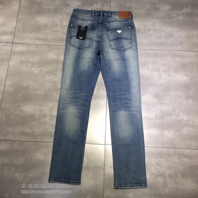 Armani男裝 19春夏新款 阿瑪尼牛仔褲 淺藍色洗水牛仔褲  tzy1724